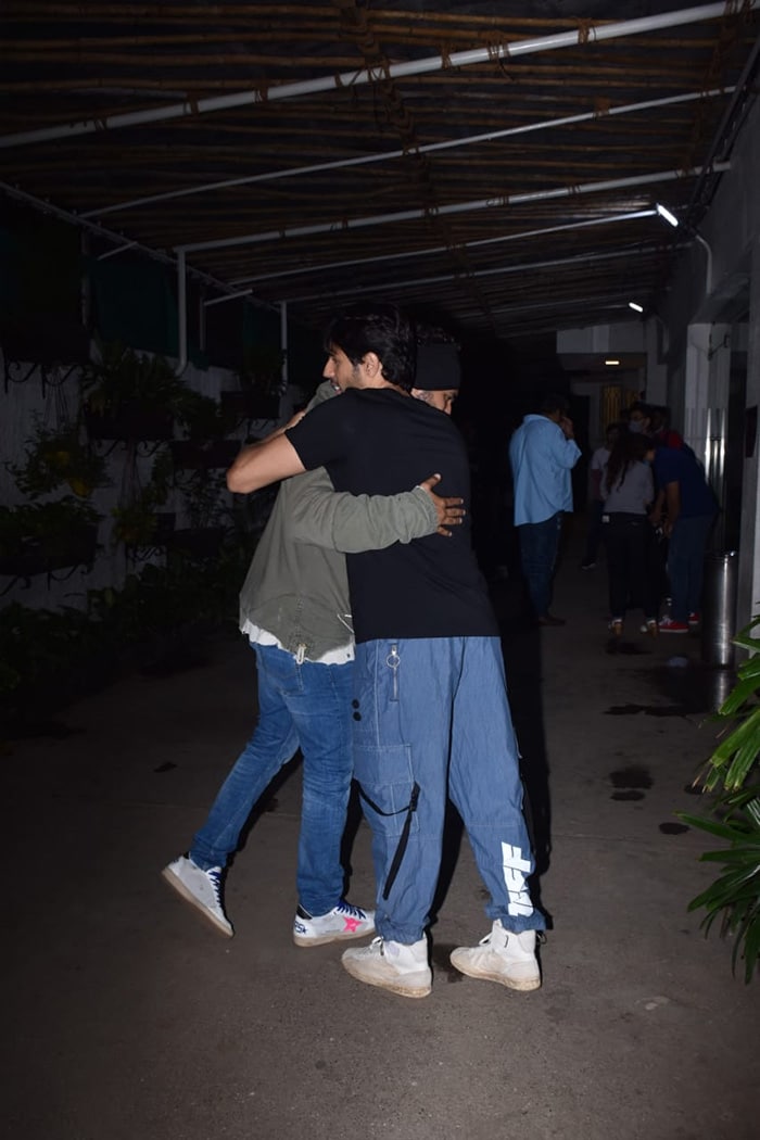 Vicky Kaushal and Sidharth Malhotra had a bro hug in front of the paparazzi.