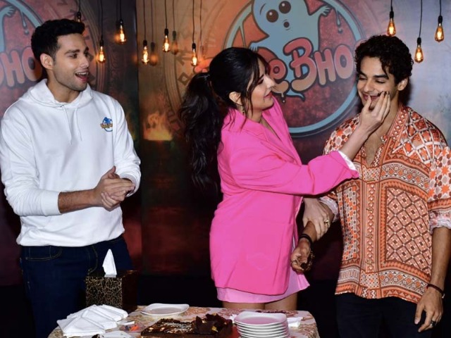 Katrina Kaif, Siddhant Chaturvedi And Ishaan Khatter Promoted <i>Phone Bhoot</i> Like This
