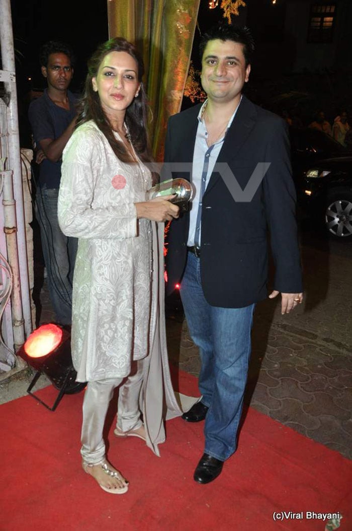 Actress Sonali Bendre with director Goldie Behl