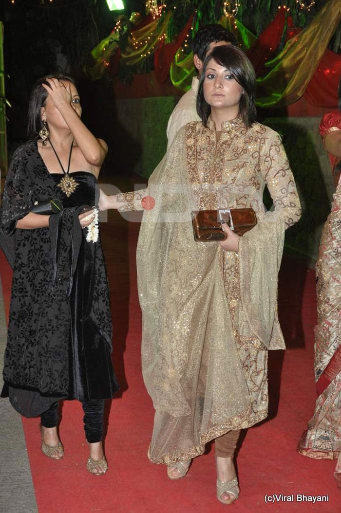 Katrina, Rani at wedding bash