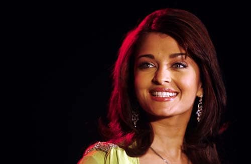 <b>Aish's name</b>: The final blow came when Shah Rukh made a comment on Salman's ex-girlfriend Aishwarya Rai, inviting a furious retaliation from Salman.