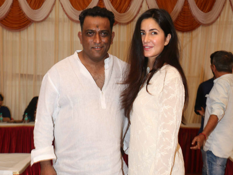 Katrina Kaif Attends Saraswati Puja With <i>Jagga Jasoos</i> Director Anurag Basu Katrina Kaif Attends Saraswati Puja With <i>Jagga Jasoos</i> Director Anurag Basu