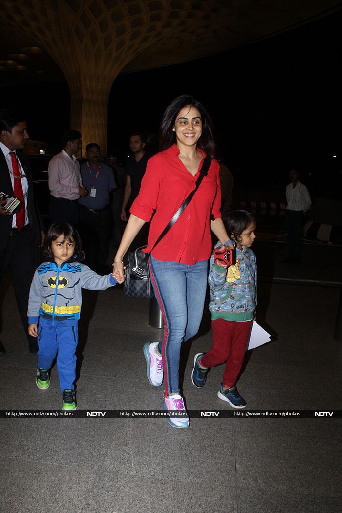 Katrina Kaif And Sara Ali Khan: Happy Faces At A Busy Airport