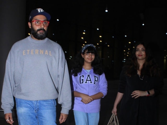 Photo : Keeping Up With The Bachchans: Aishwarya-Abhishek And Aaradhya's Airport Diaries
