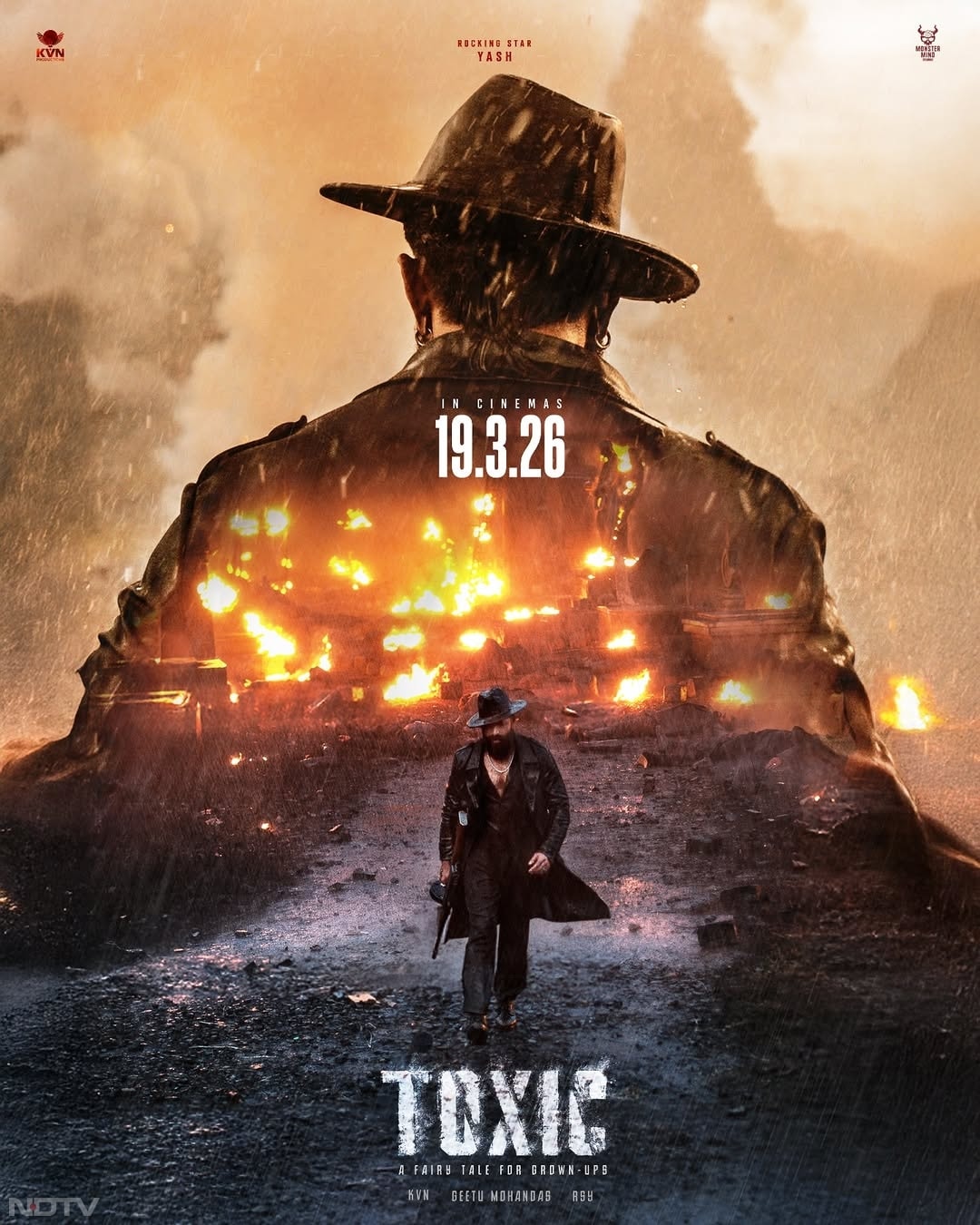 19 मार्च को ही 'धुरंधर 2' भी रिलीज होनी है. ऐसे में दोनों फिल्&zwj;मों के बीच कड़ा मुकाबला देखने को मिल सकता है. thenameisyash/Instagram