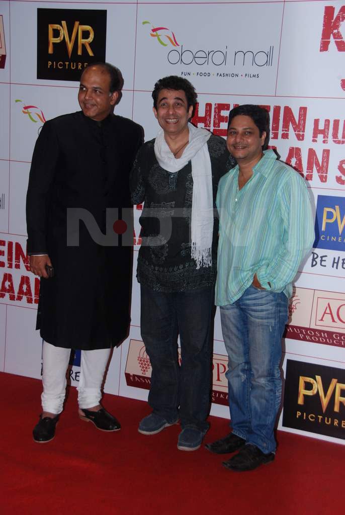 Friends forever: Ashutosh Gowariker and Deepak Tijori pose with a friend.