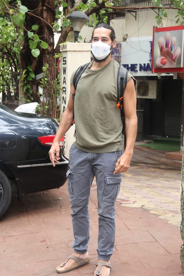 In another part of the city, actor Dino Morea was snapped in Bandra.