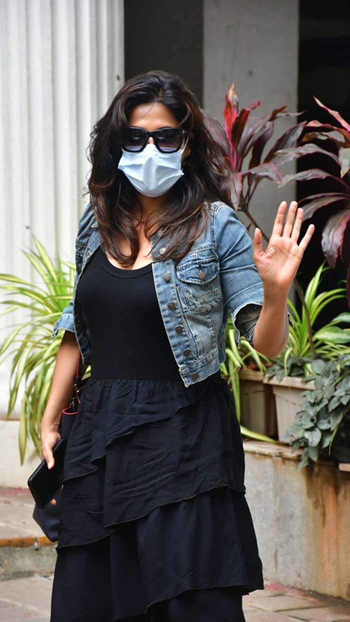 Chitrangada Singh was photographed outside a dental clinic in Bandra.