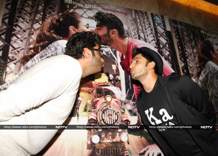 Gunday Boys Ranveer and Arjun Share a Ki And KaMoment