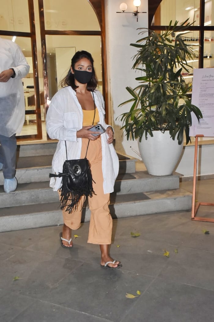Kiara Advani, Janhvi Kapoor And Suhana Khan\'s Day Out