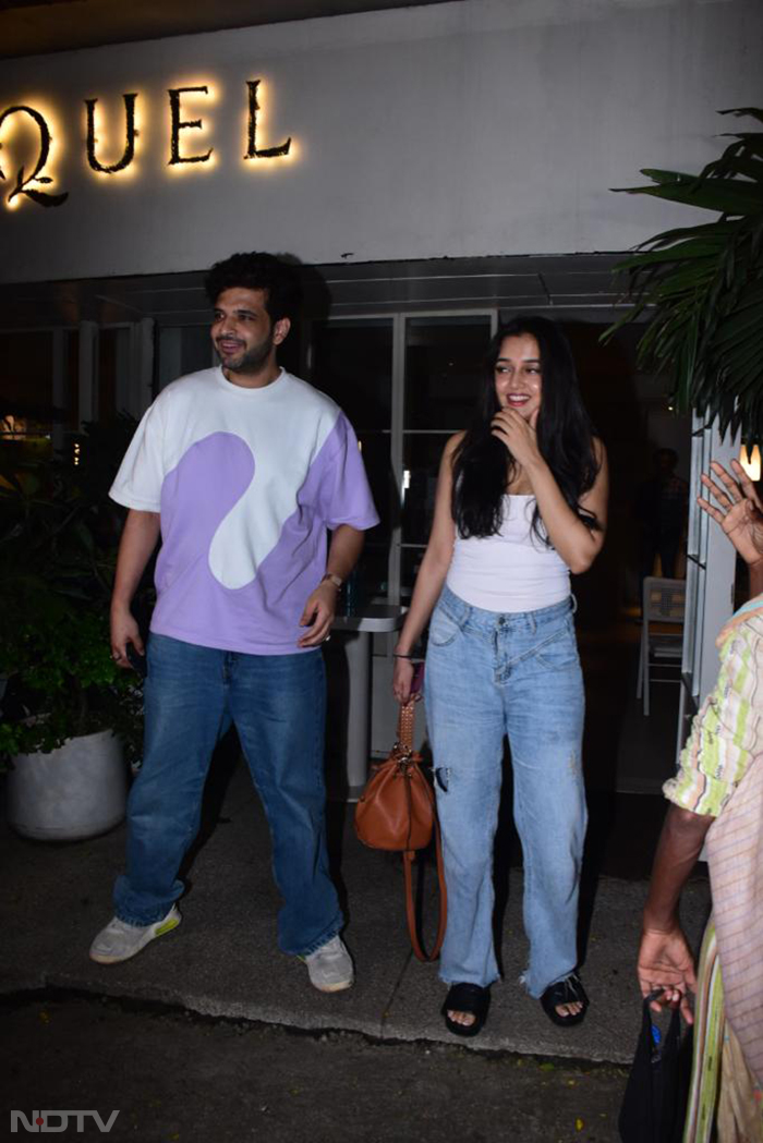 Tejasswi Prakash and Karan Kundrra were spotted together. (Image Courtesy: Varinder Chawla)