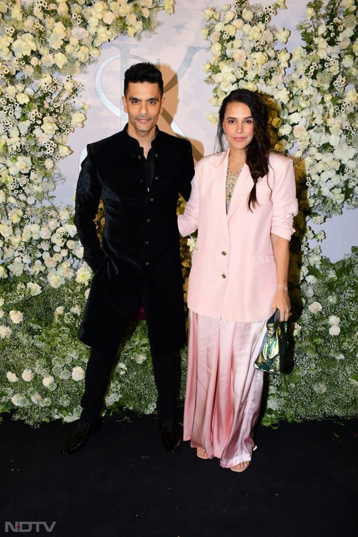 Neha Dhupia and husband Angad Bedi were spotted at Sidharth-Kiara's wedding reception. (Image Courtesy: Varinder Chawla)