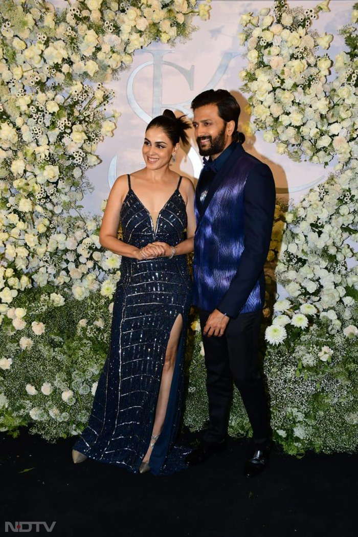 Kiara-Sidharth\'s Star-Studded Reception: Alia Bhatt, Kareena Kapoor, Gauri Khan And Others