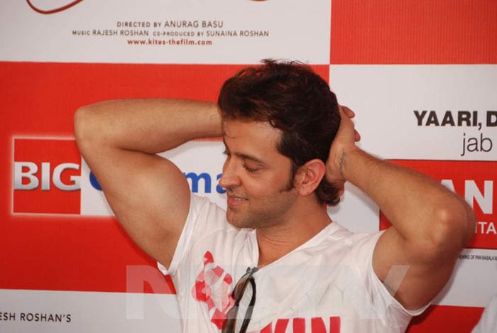 Hrithik Roshan promotes <I>Kites</I>.