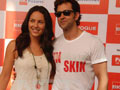 Hrithik, Barbara fly high together post <I>Kites</I> release
