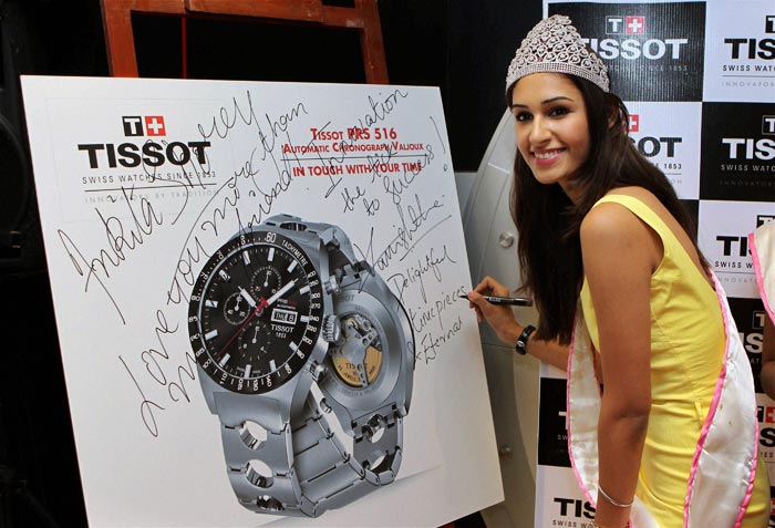 Miss India Earth Hasleen Kaur is happy in yellow.