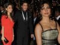 Photo : Shah Rukh Khan, Gauri and Priyanka at KJo's big birthday bash