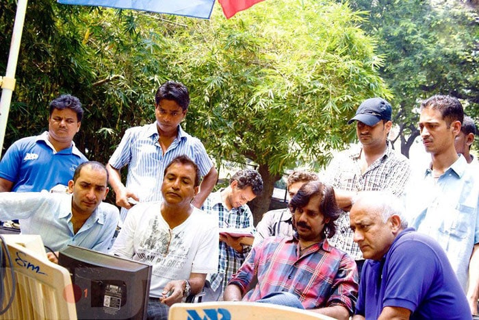 The cast and the crew at one of the shoots.