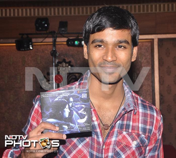 The <I>Kolaveri Di</i> hit maker shows the music CD of his upcoming movie <i>3</i>