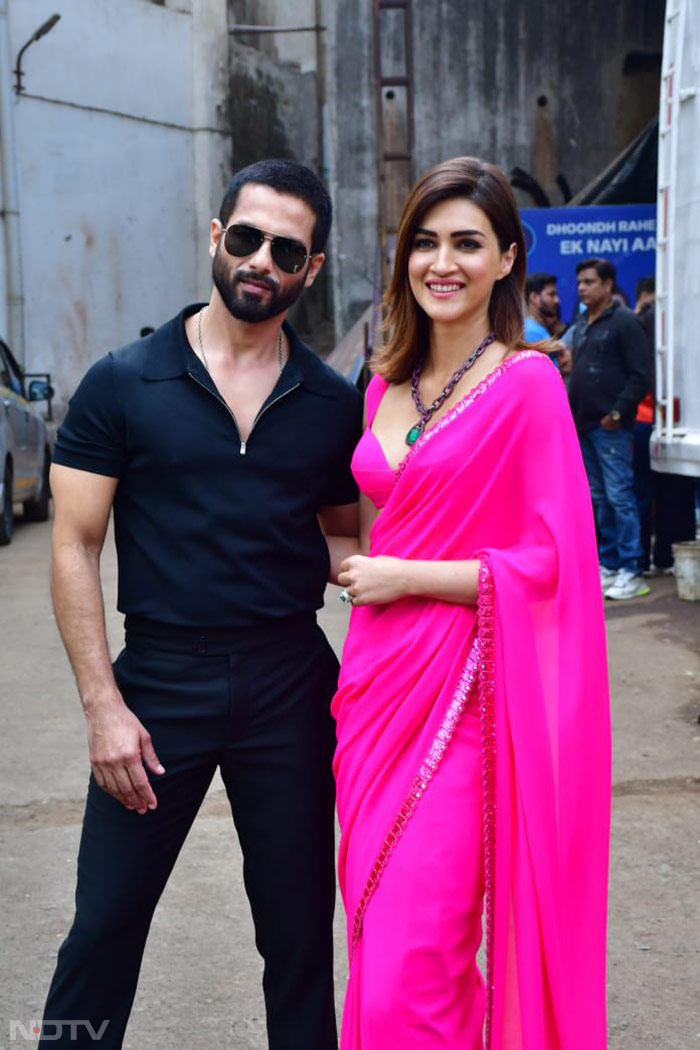 Kriti Sanon And Shahid Kapoor Reported To Work Like This