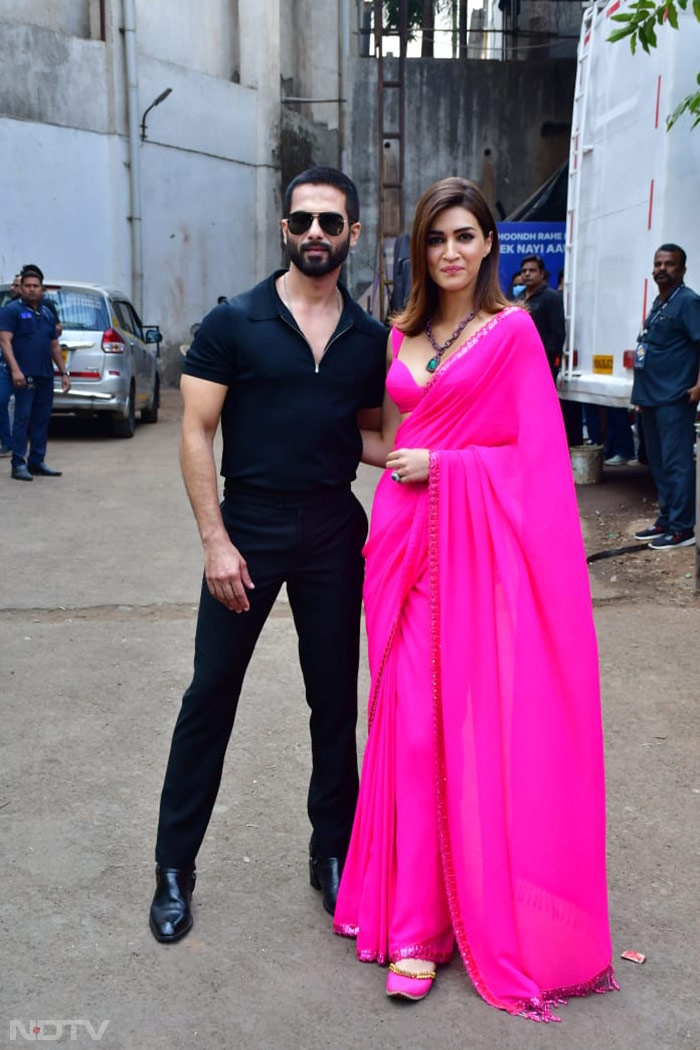 Kriti Sanon And Shahid Kapoor Reported To Work Like This