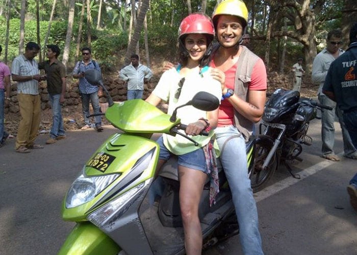 Riteish rides pillion with Genelia in Goa