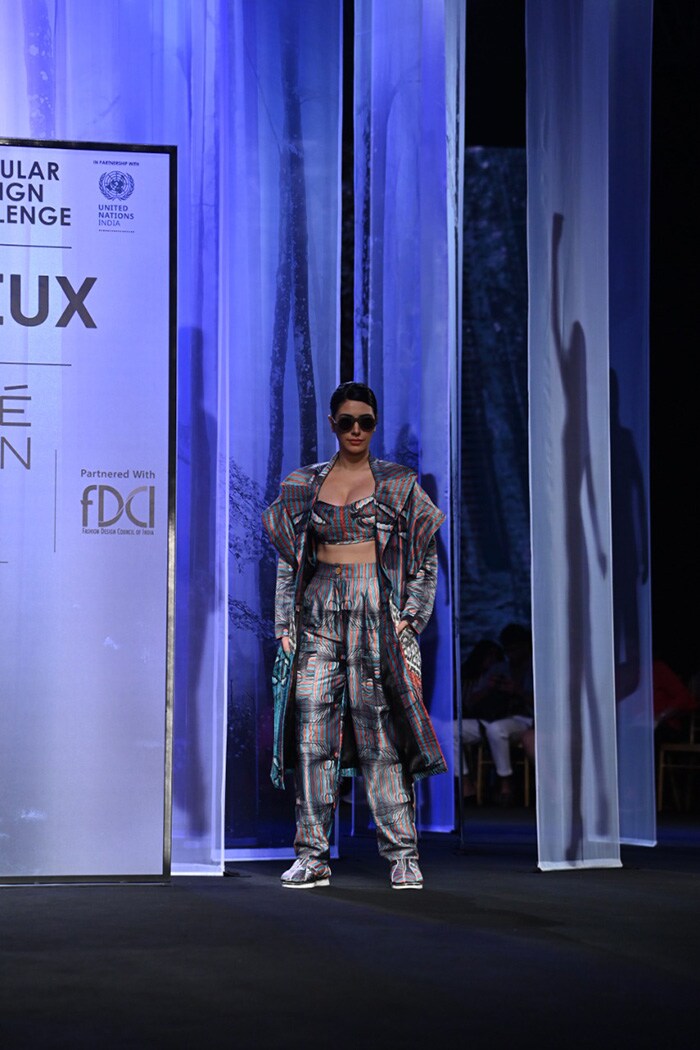 Lakme Fashion Week: Kriti Sanon, Mrunal Thakur And Diana Penty Set The Ramp On Fire