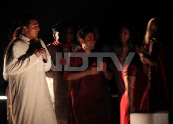 Lara, Mahesh\'s Goan sangeet