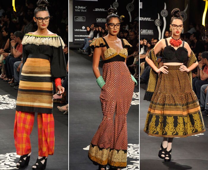 Sabyasachi Ends Day 1 Of LFW 2011