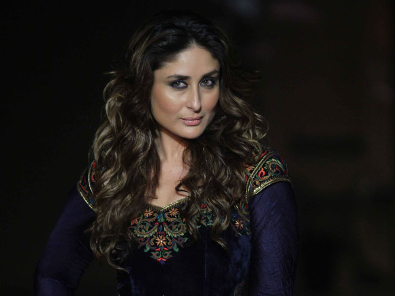 Lakme Fashion Week <i>Khatam</i> Kareena <i>Pe</i> Lakme Fashion Week <i>Khatam</i> Kareena <i>Pe</i>