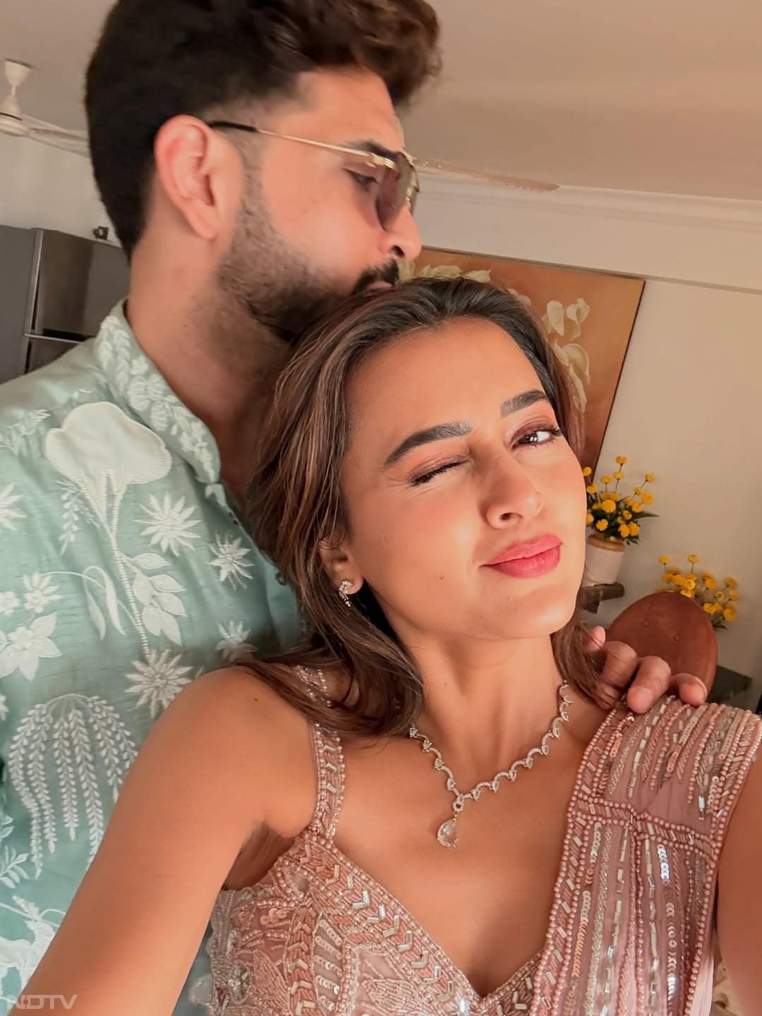 इसके बाद से दोनों एक-दूसरे संग फोटोज शेयर करते रहते हैं. kkundrra/Instagram