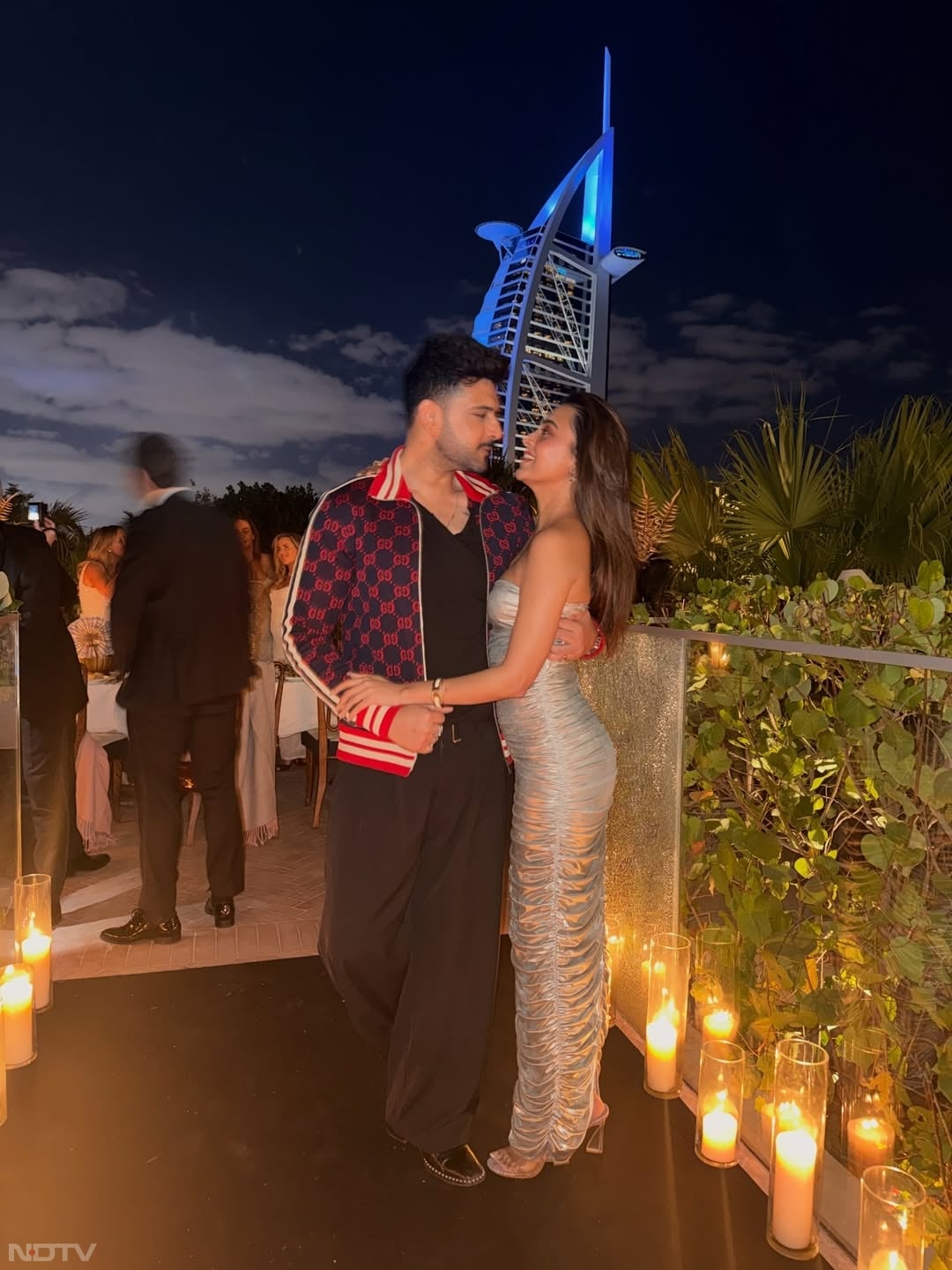 कुछ समय पहले एक रियल्&zwj;टी शो में तेजस्&zwj;वी की मां ने कहा था कि जल्&zwj;द दोनों की शादी होगी. kkundrra/Instagram