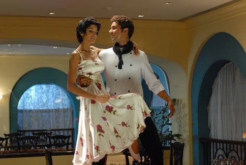 Supermodel Jesse Randhawa will also be seen romancing Randeep. She also adds to the oomph factor.