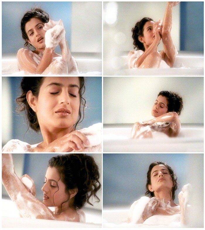 Katrina joins bathing beauties!