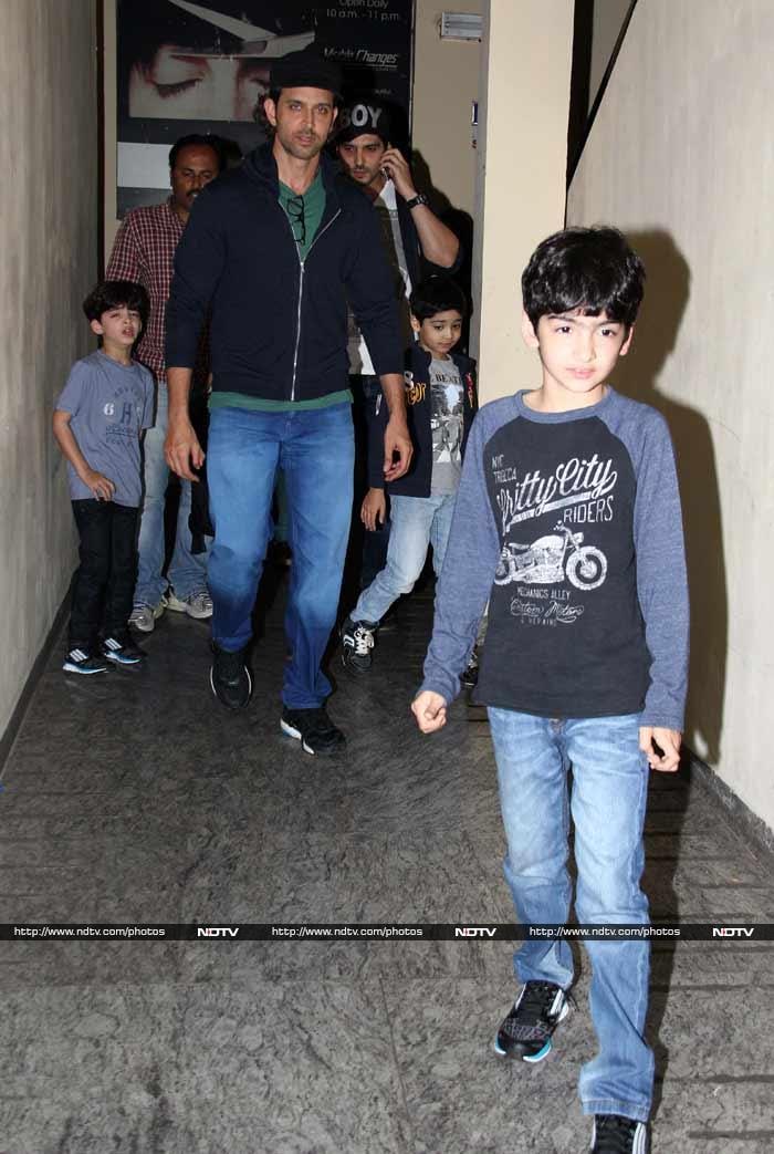 Fathers\' Night Out: Hrithik, Zayed Watch Movie With Sons