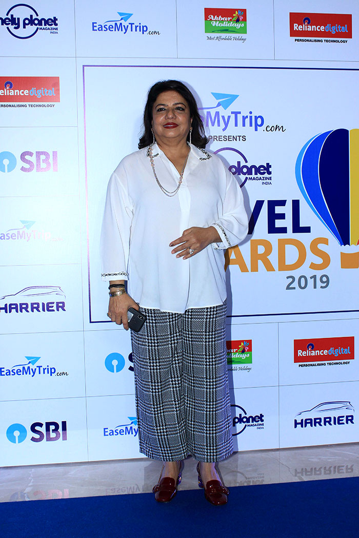Madhu Chopra, Adah Sharma Spotted At Award Show