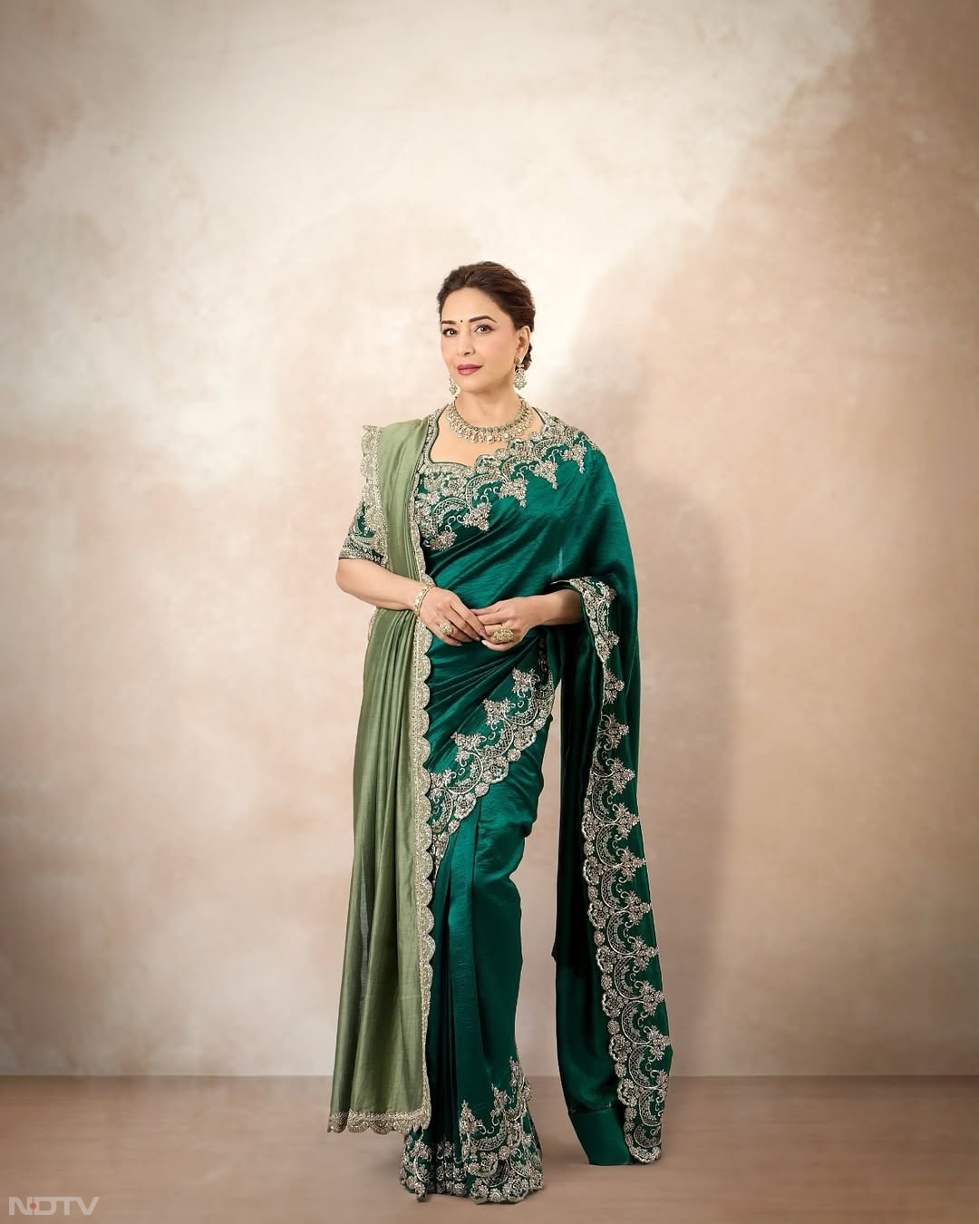 असली पहचान उन्हें 1988 की सुपरहिट फिल्म 'तेज़ाब' से मिली.