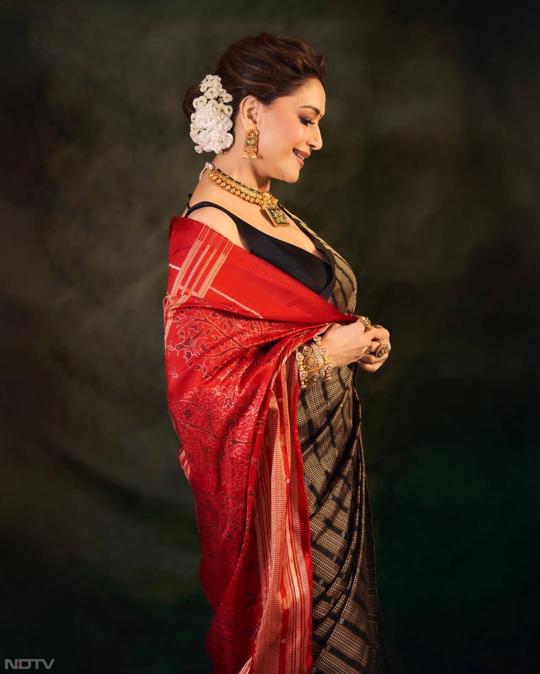 उन्होंने टीवी शो में जज बनकर भी खूब लोकप्रियता हासिल की है.