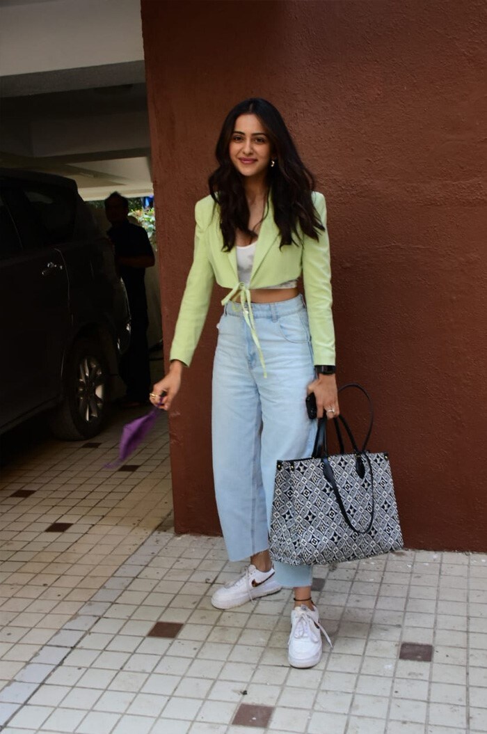Rakul Preet Singh attended a meeting in Bandra and looked pretty in crop top and jacket
