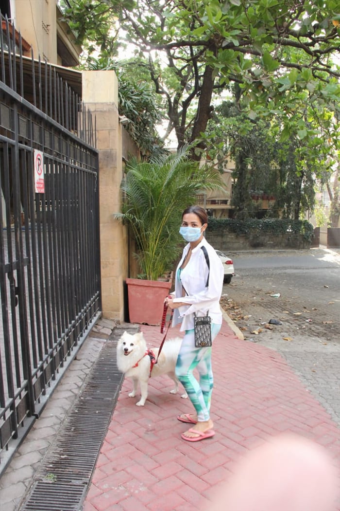 Malaika Arora, Arjun Kapoor And Nora Fatehi\'s City Style