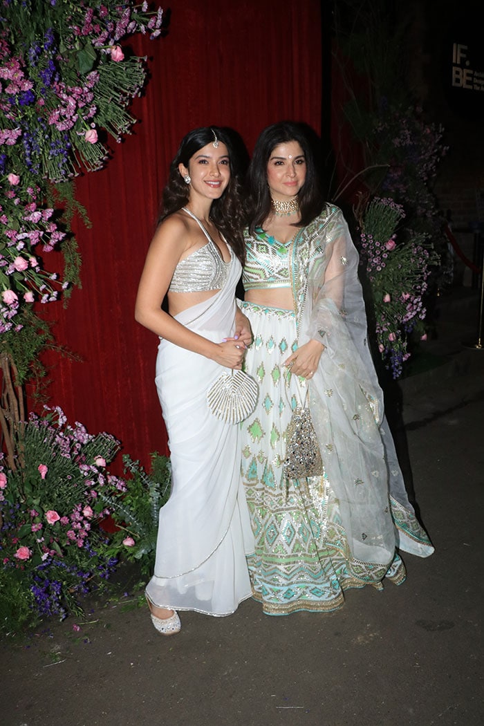Malaika Arora, Varun Dhawan-Natasha Dalal And Other Celebs Lit Up Kunal Rawal-Arpita Mehta\'s Pre-Wedding Bash Like This
