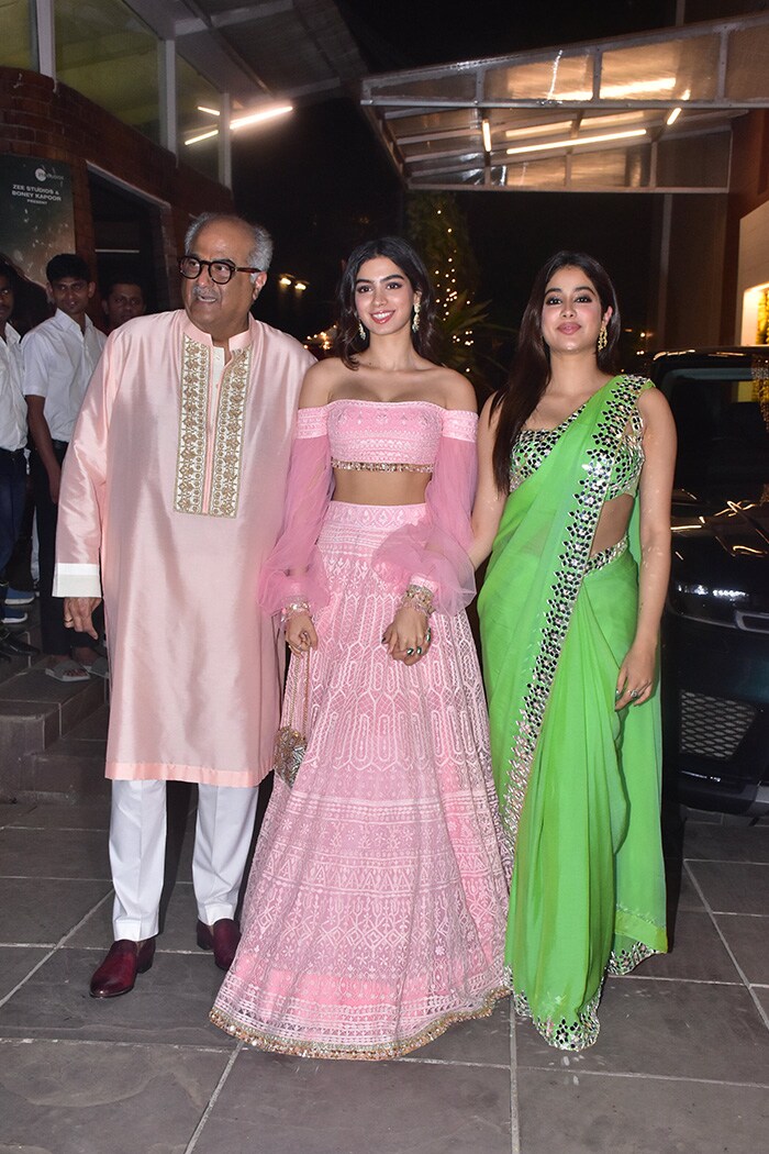Janhvi and Khushi Kapoor quickly changed their outfits and put on stunning <i>lehengas</i> for the party.