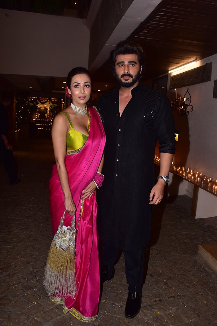 Arjun Kapoor's plus-one was girlfriend Malaika Arora. She turned heads in a pink saree.