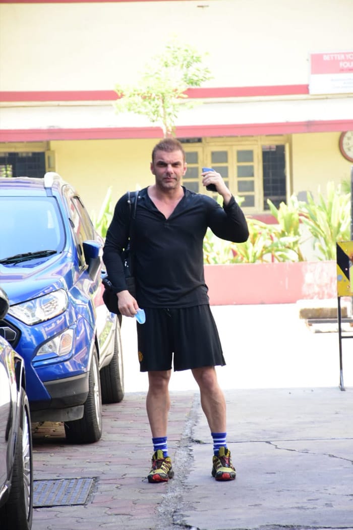 In another part of the city, Sohail Khan was pictured outside the gym on Tuesday.  (Pic courtesy: Varinder Chawla)