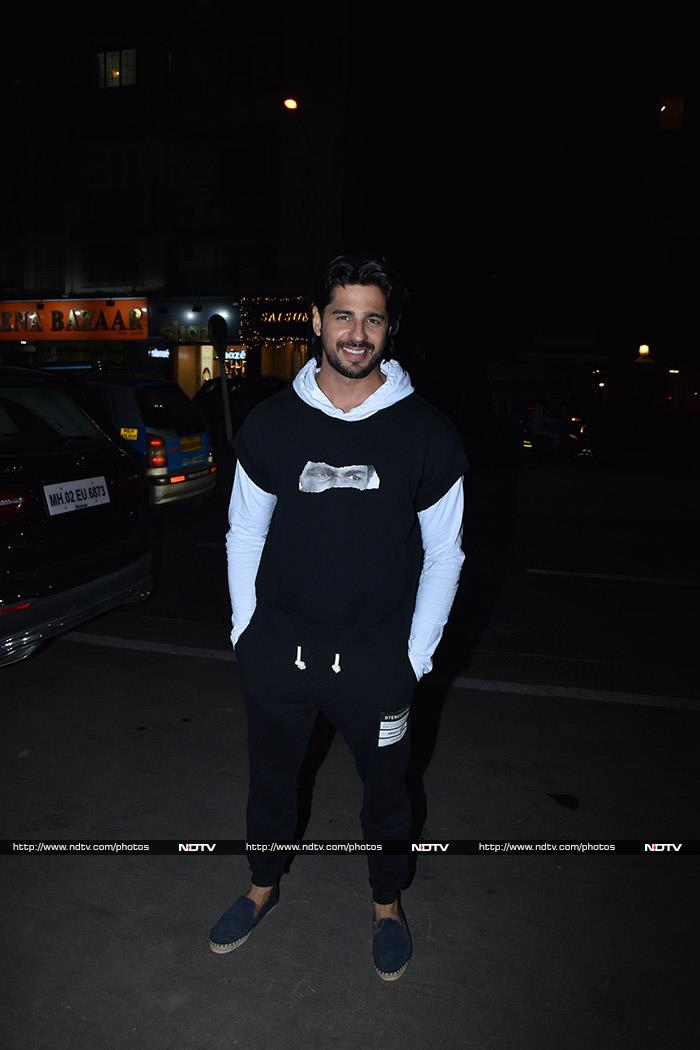 Sidharth Malhotra dined at Soho House in Juhu.