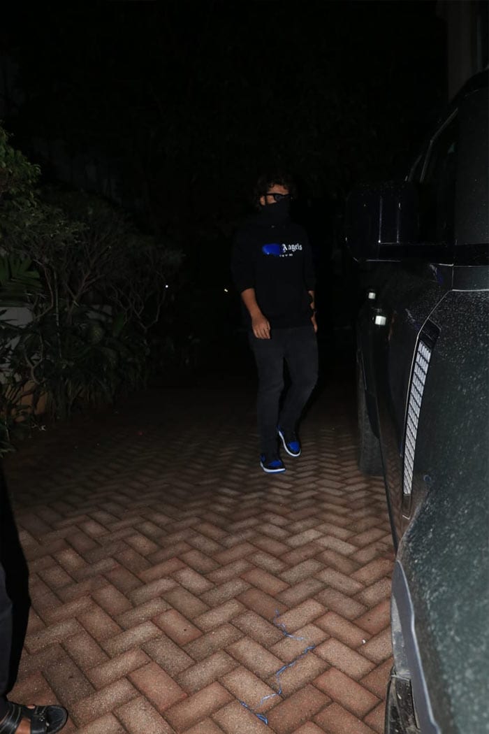 Spotted: Malaika And Arjun At Kareena Kapoor's House