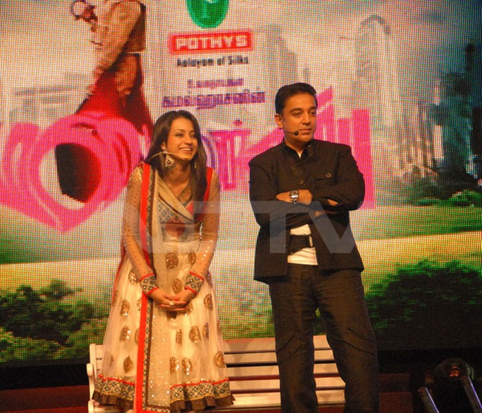 Kamal Haasan, Trisha at Manmadhan Ambu Music Launch