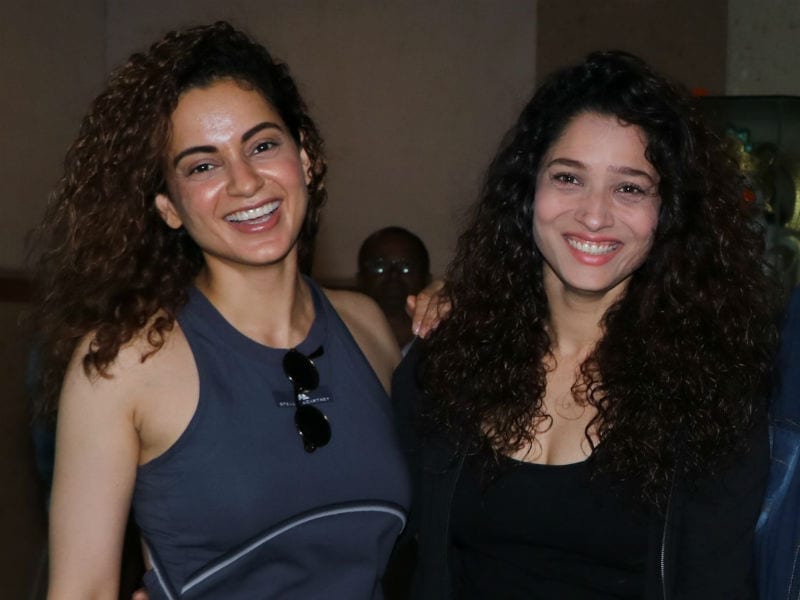 Photo : Manikarnika Co-Stars Kangana And Ankita Are All For Curls And Smiles