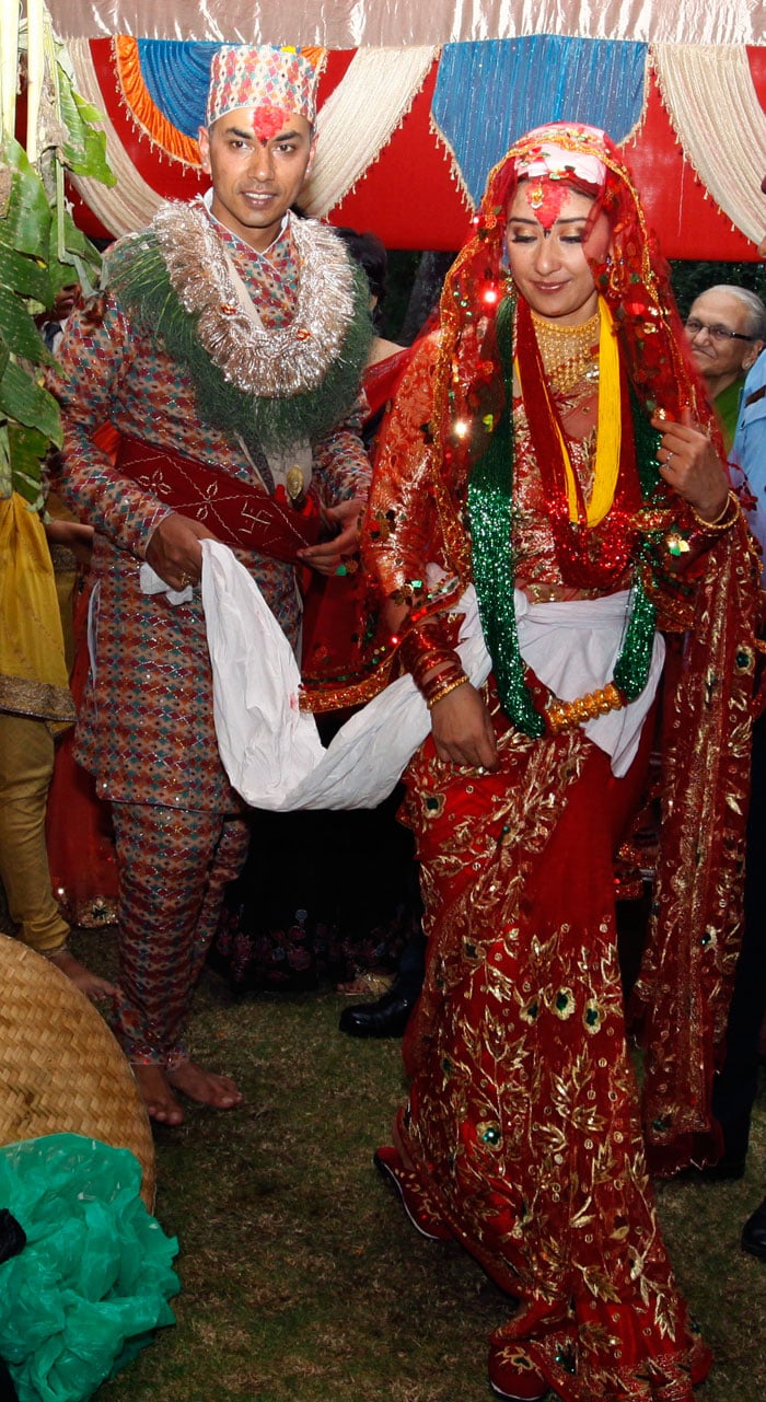 Fresh pics of Manisha Koirala\'s wedding