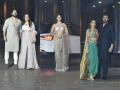 Photo : Diwali 2022: मलाइका-अर्जुन, वरुण-नताशा, अनन्या पांडे समेत कई बॉलीवुड सेलेब्स सोनम कपूर के दिवाली बैश में नज़र आए